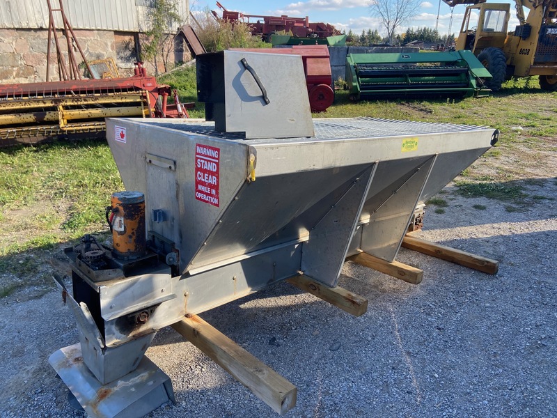 Arctic Salt Spreader